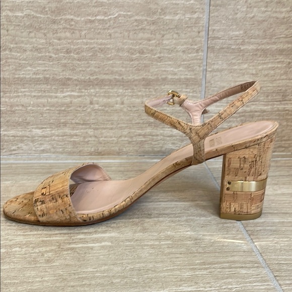 STUART WEITZMAN UGC Women’s Size 9.5 Tan Cork Block Heel Sandals Buckle - Picture 10 of 17